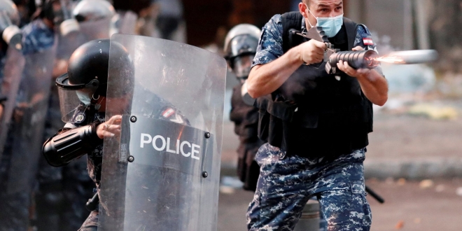 مواجهات بين المتظاهرين وقوات الأمن في بيروت